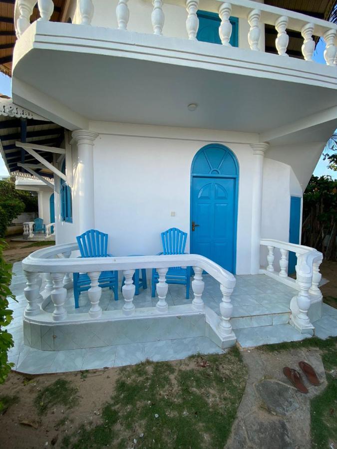 Alma Beach Hotel Уелигама Екстериор снимка
