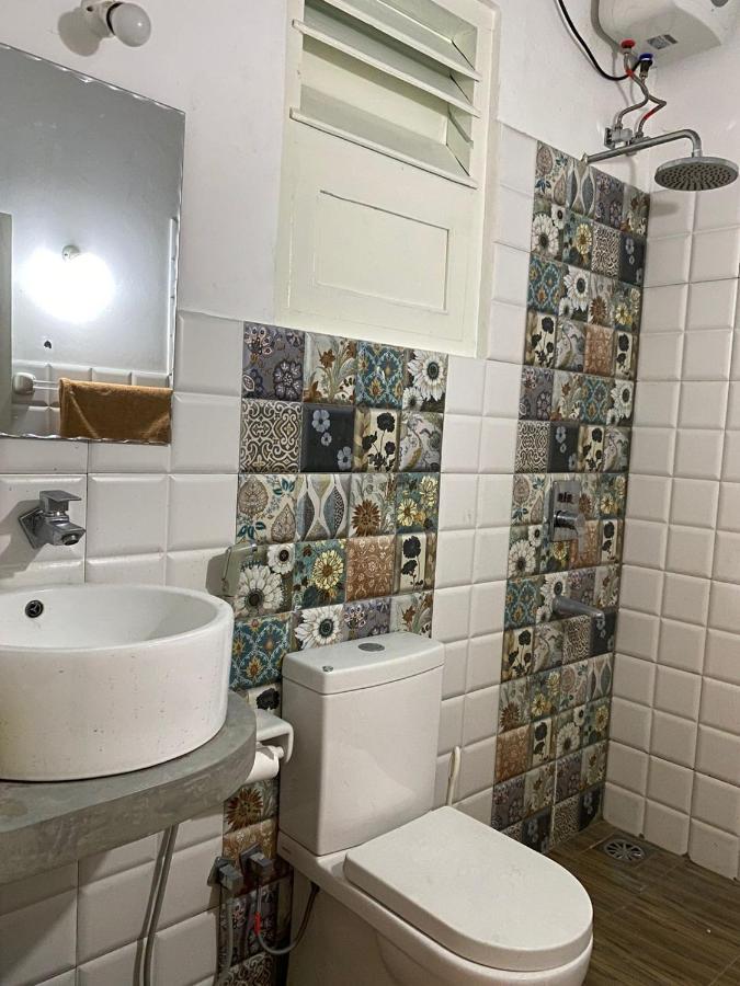 Alma Beach Hotel Уелигама Екстериор снимка