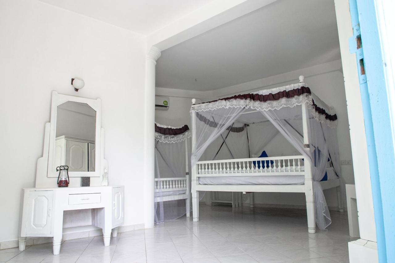 Alma Beach Hotel Уелигама Екстериор снимка